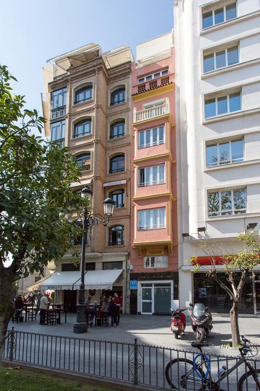 Apartamentos Edificio Constitucion Sevilla Cameră foto